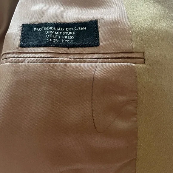 JOS. A. BANK 100% CASHMERE GORDON JACKET 42 REGULAR